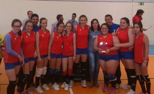 Cadetes Voleibol Campeonas JJDDPP 2014 (1)